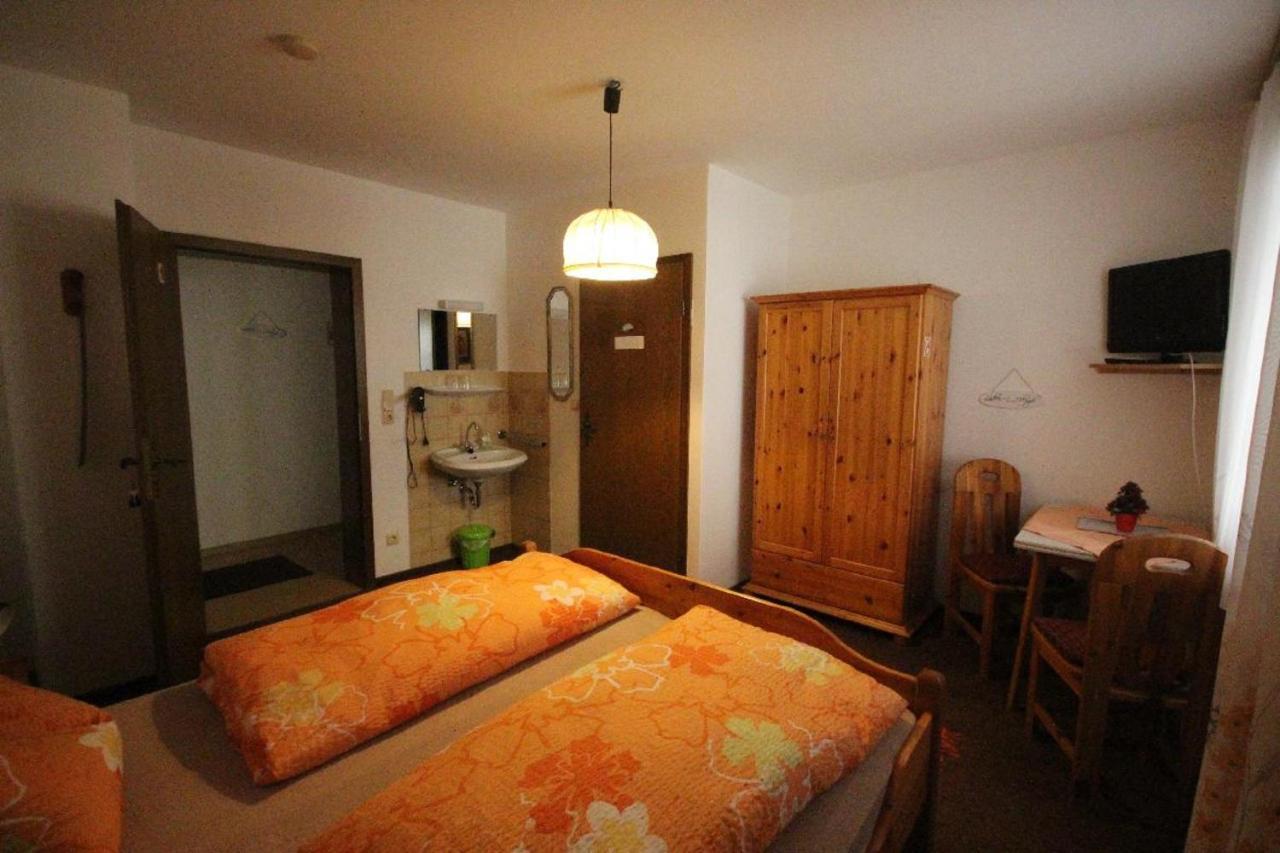 Falkenfels Gasthaus-Pension Hilmer מראה חיצוני תמונה